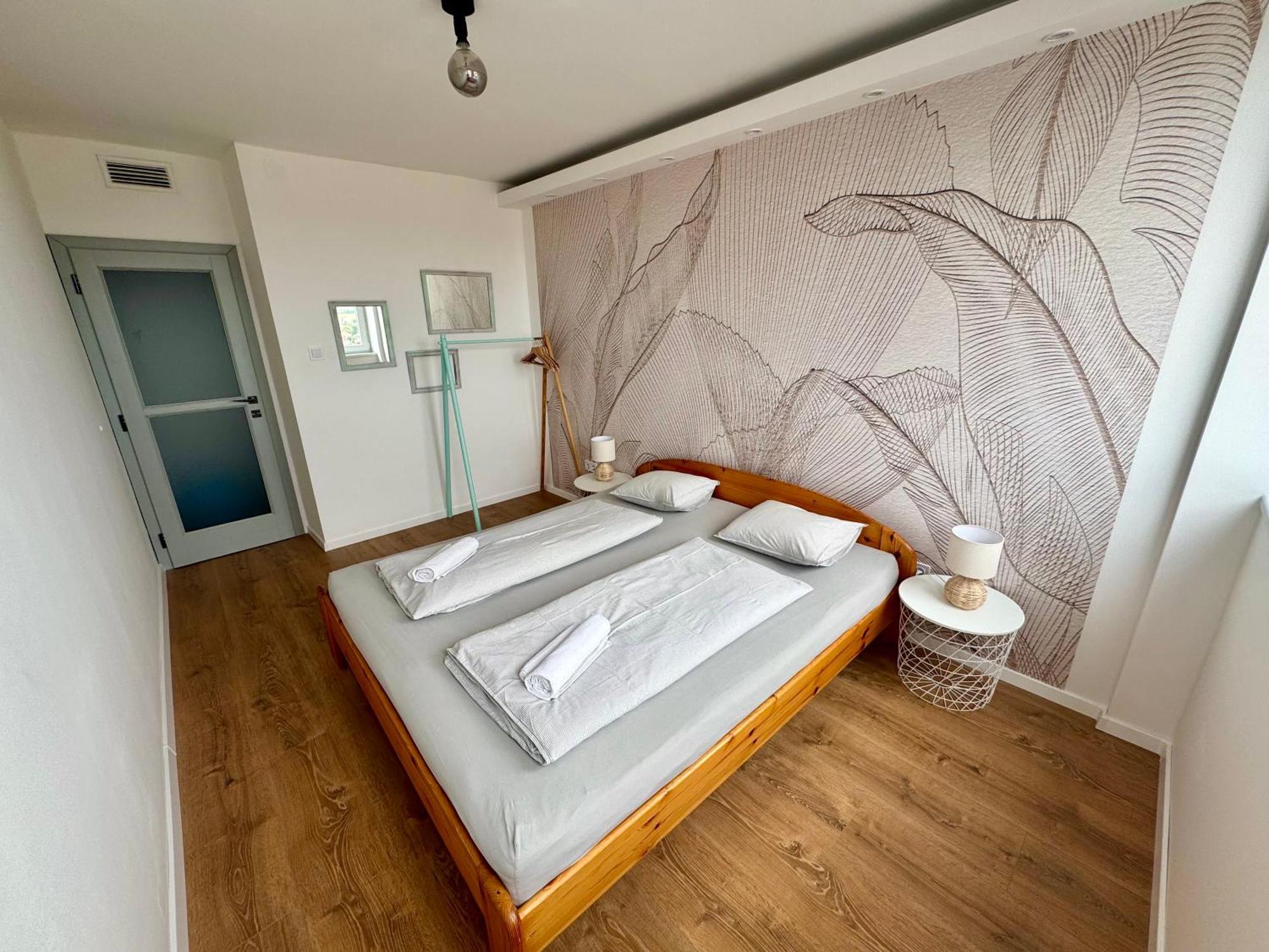 Panorama View Deluxe Apartment Veszprém Exterior foto